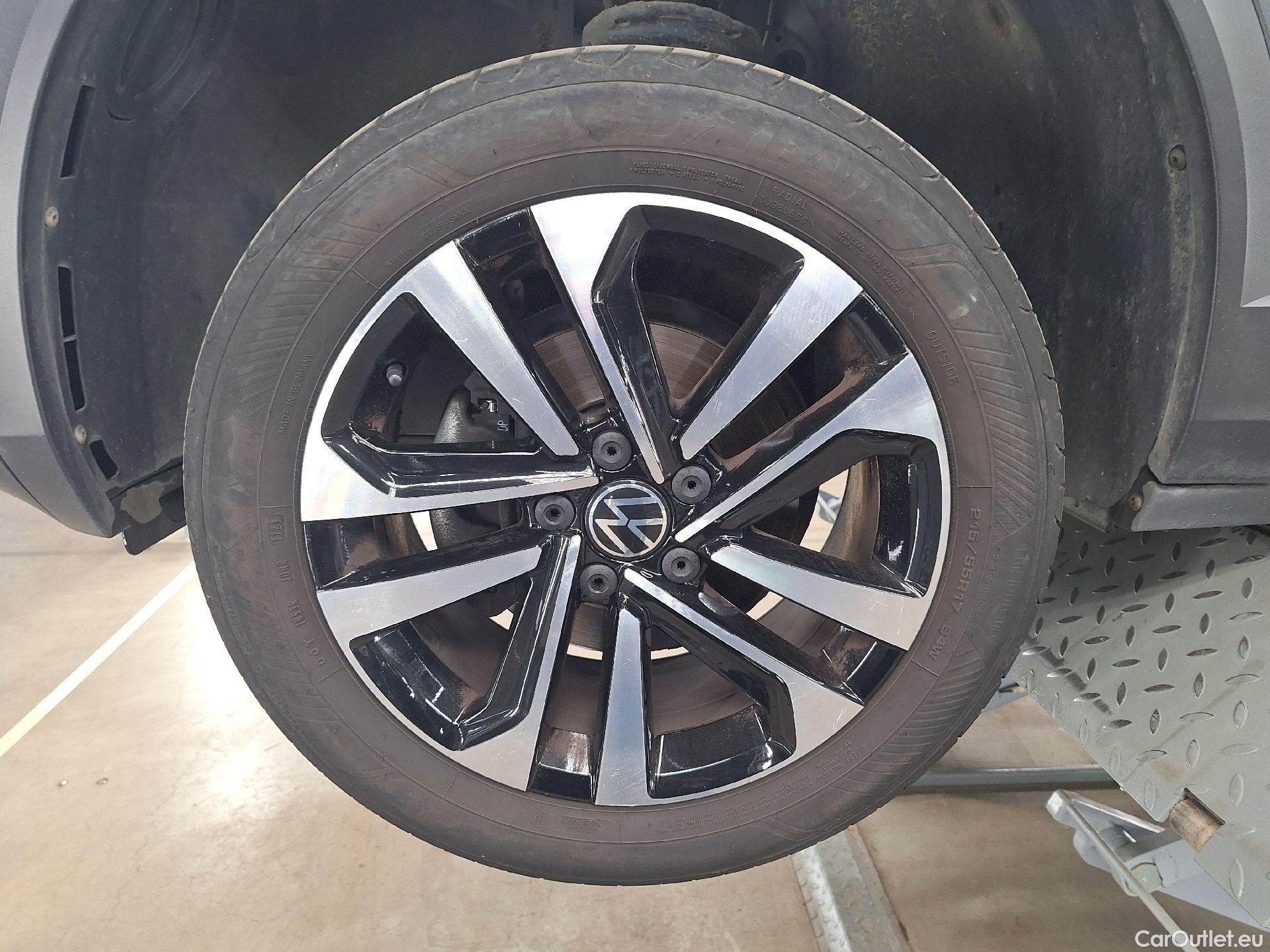  Volkswagen  T-ROC VW,  '17, Volkswagen  1.0 TSI United 5d #9