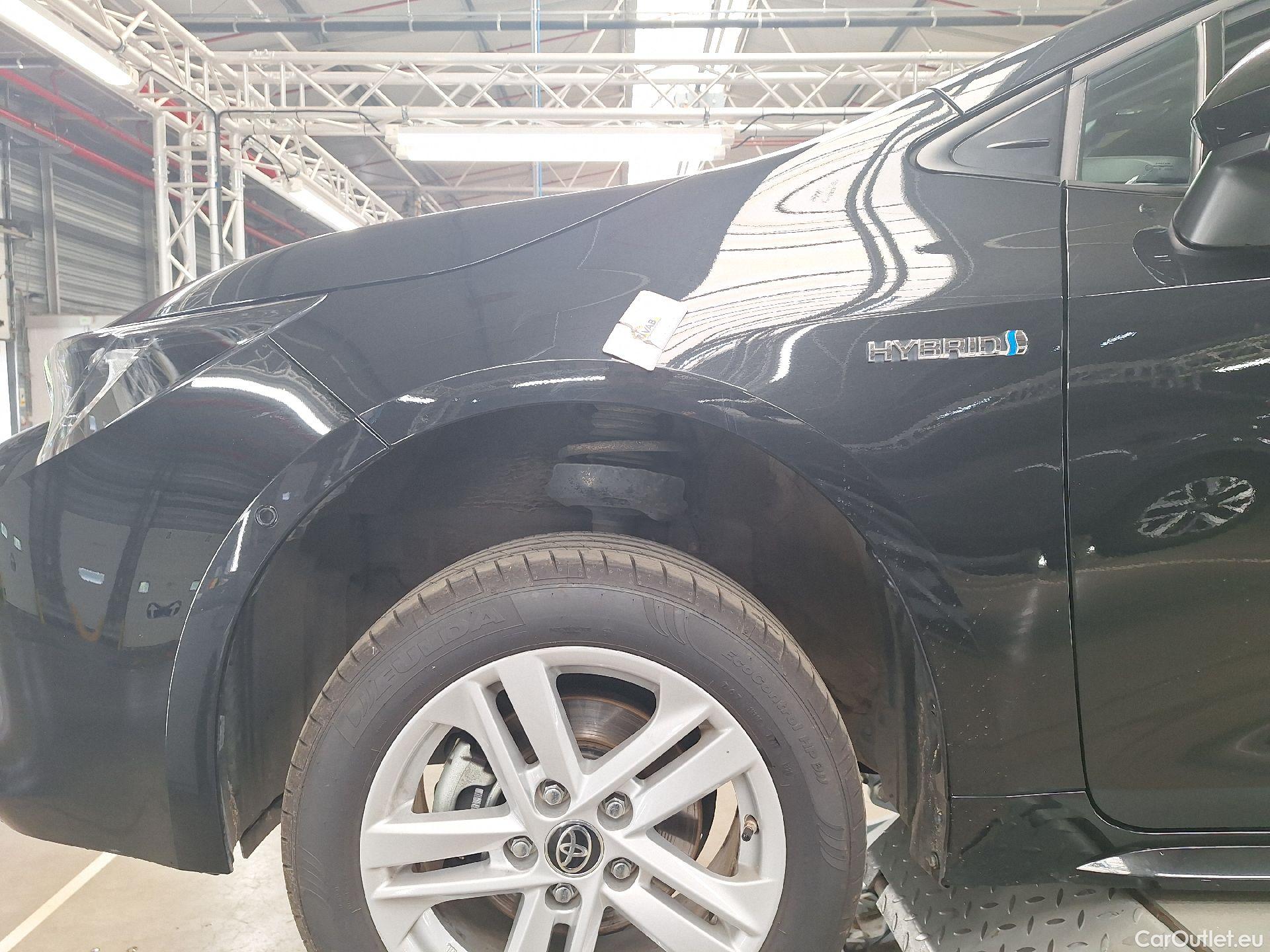  Toyota  Corolla Toyota,  TS '19, Toyota  Touring Sports 1.8 Hybrid Dynamic e #3