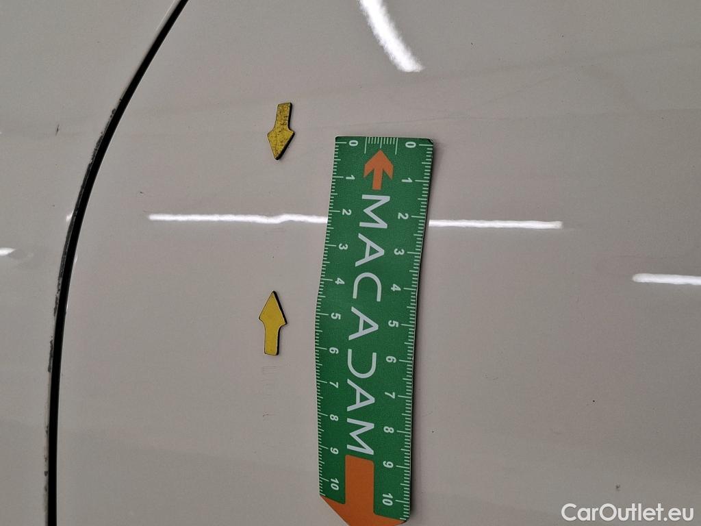  Renault  Captur RENAULT  5p Crossover Business dCi 90 #25