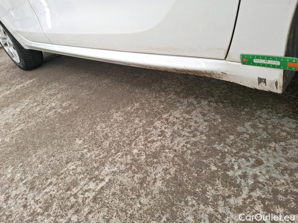  Peugeot  208  Affaire Premium 1.6 HDi 75CV BVM5 E6 #30
