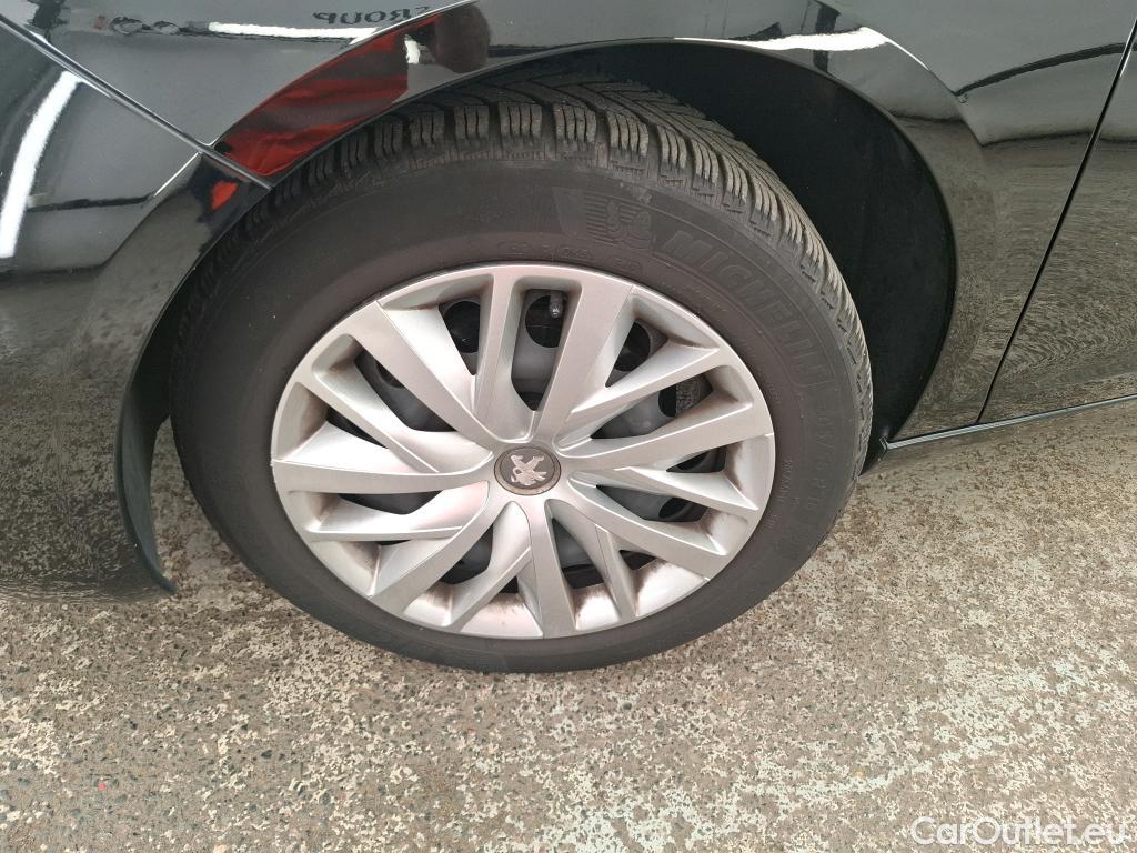  Peugeot  308  Premium Pack 1.6 HDi 100CV BVM5 E6 #17