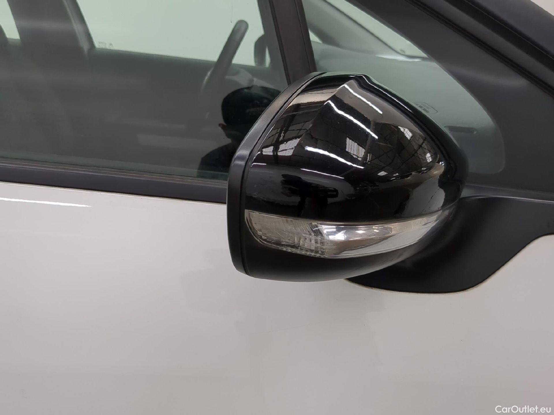  Citroen  C3  Société Feel 1.5 BlueHDI 100CV BVM6 E6d #12