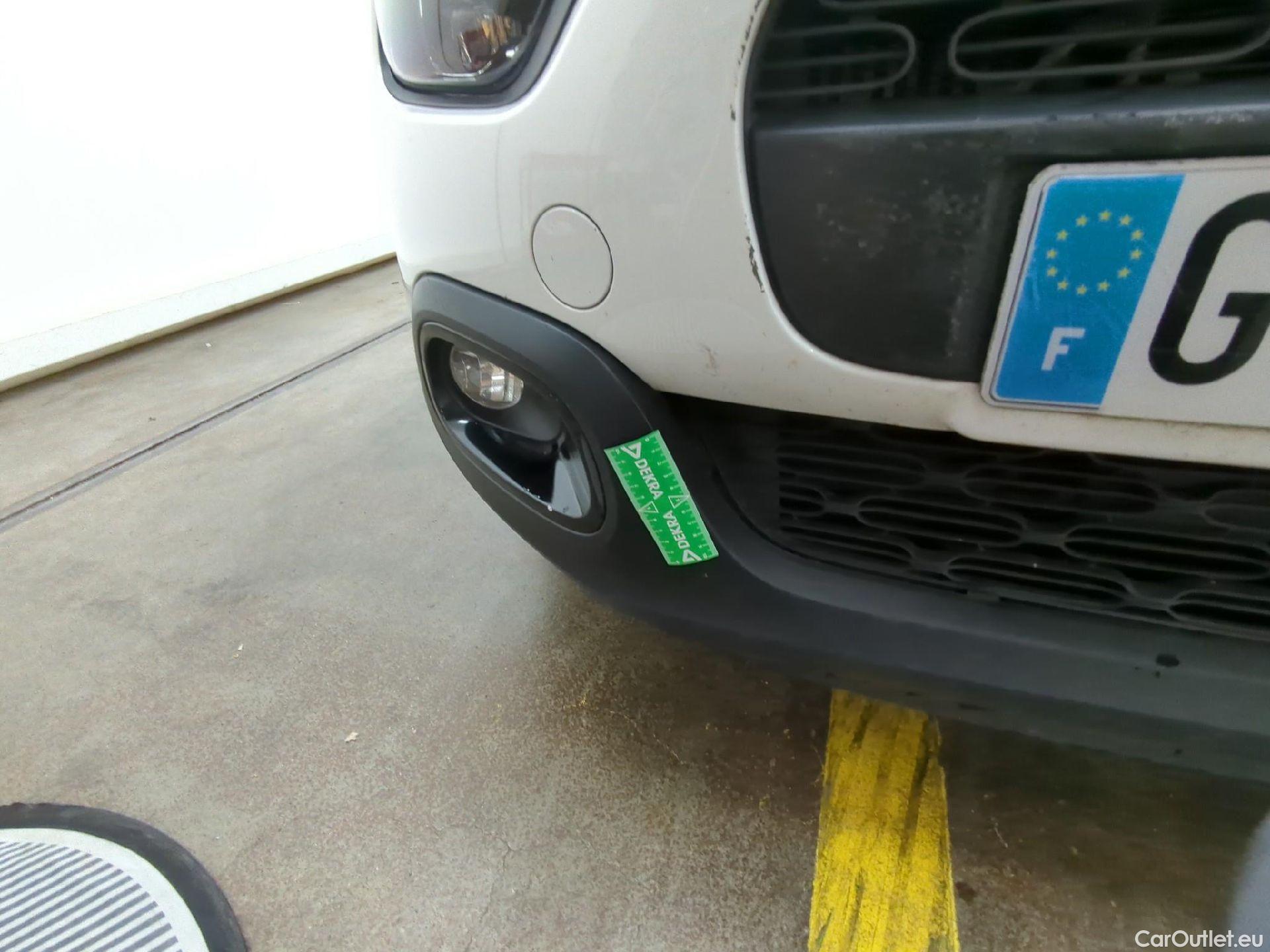  Citroen  C3  Société Feel 1.5 BlueHDI 100CV BVM6 E6d #19