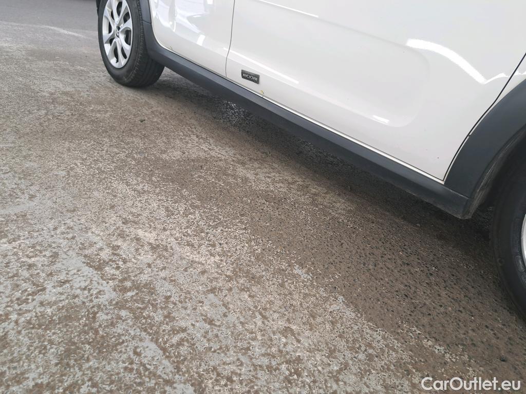  Citroen  C3  Société Feel 1.5 BlueHDI 100CV BVM5 E6dT #1