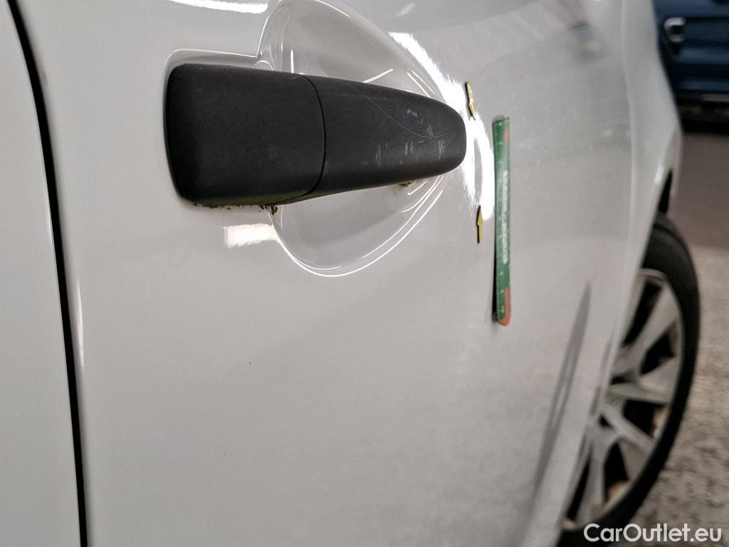  Peugeot  208  Affaire Premium 1.6 HDi 75CV BVM5 E6 #20