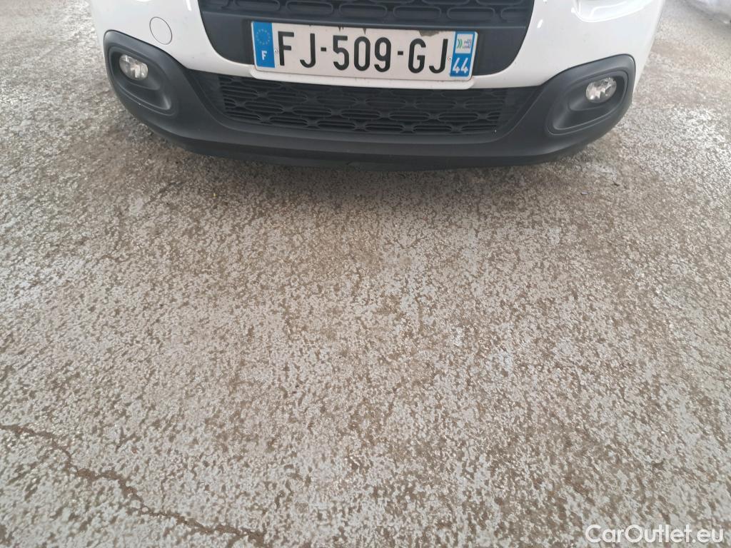  Citroen  C3  Société Feel 1.5 BlueHDI 100CV BVM5 E6dT #20