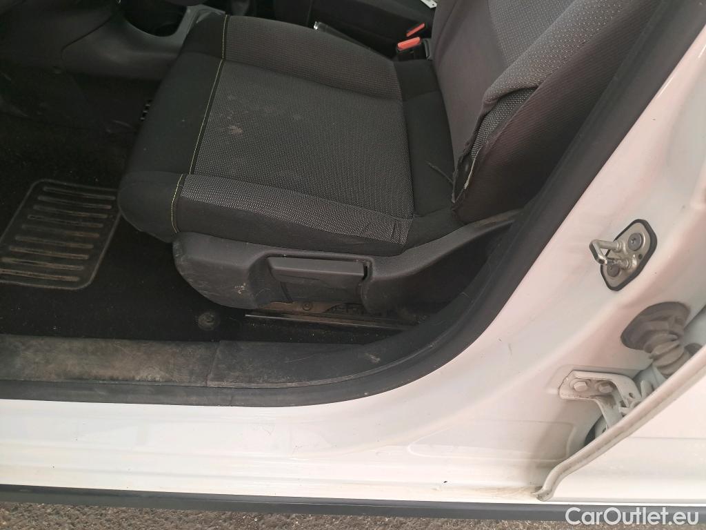  Citroen  C3  Société Feel 1.5 BlueHDI 100CV BVM5 E6dT #23