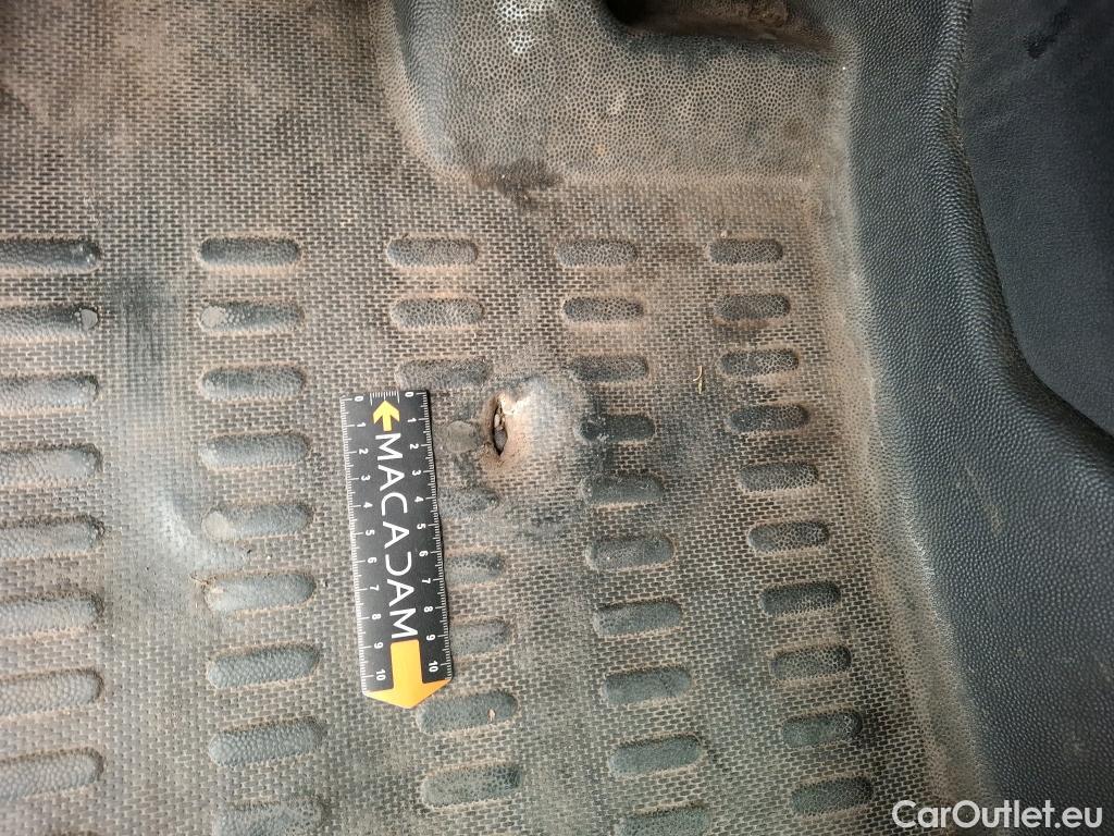  Citroen  Berlingo  Fourgon Club M 650 1.5 BlueHDi 100CV BVM6 E6d #26