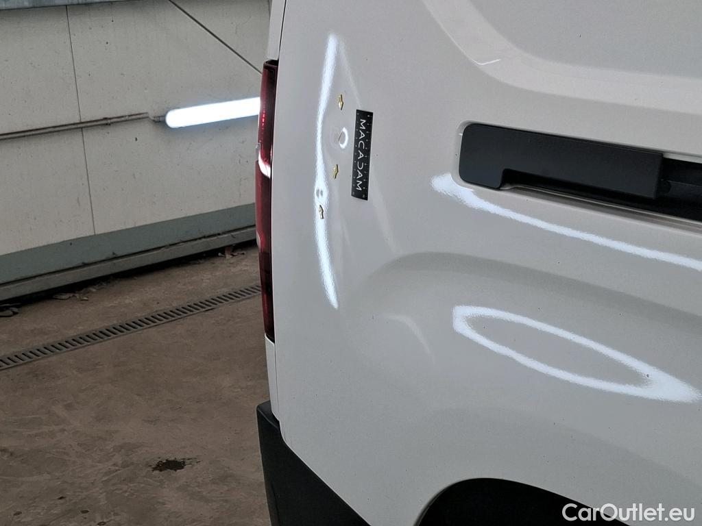  Citroen  Berlingo  Fourgon Club XL 950 1.5 BlueHDi 100CV BVM6 E6d #16