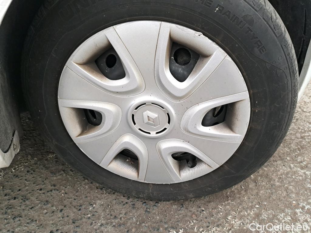 Renault  Clio  IV Air 1.5 dCi 90CV BVM5 E6 #49