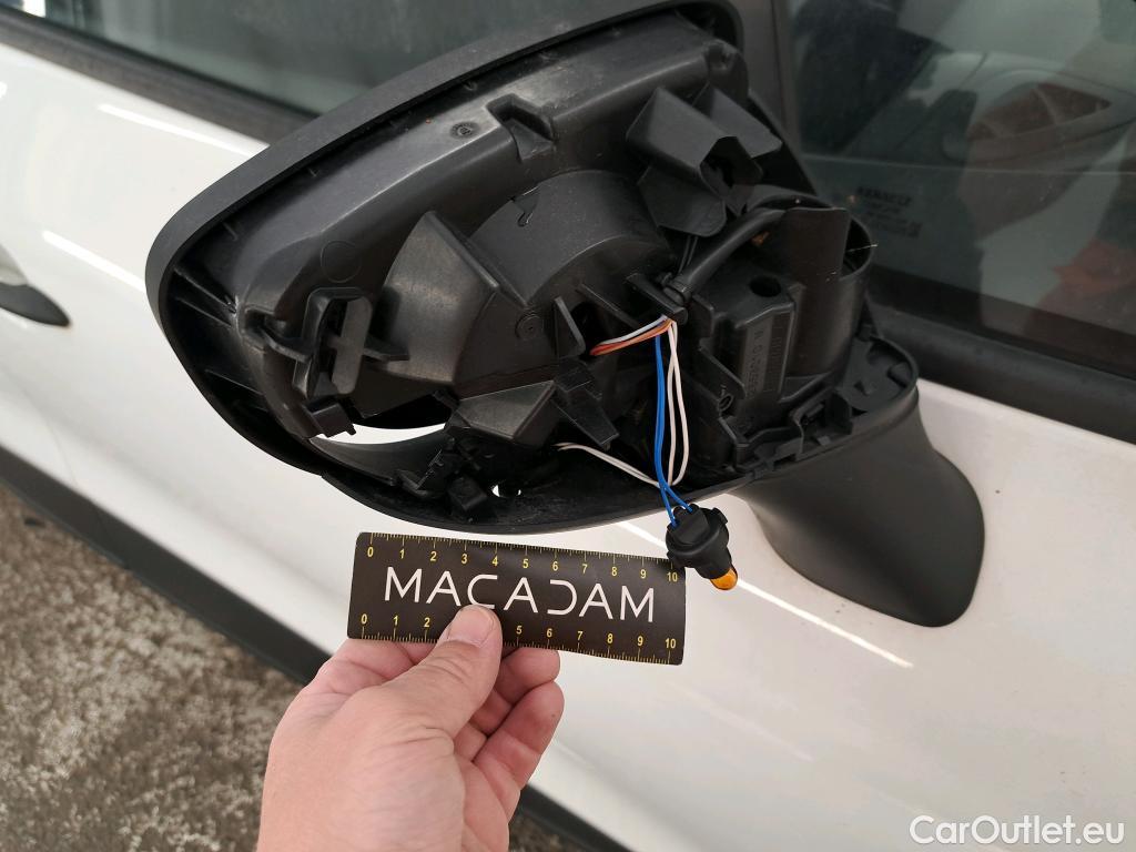  Renault  Clio  IV Air 1.5 dCi 90CV BVM5 E6 #47
