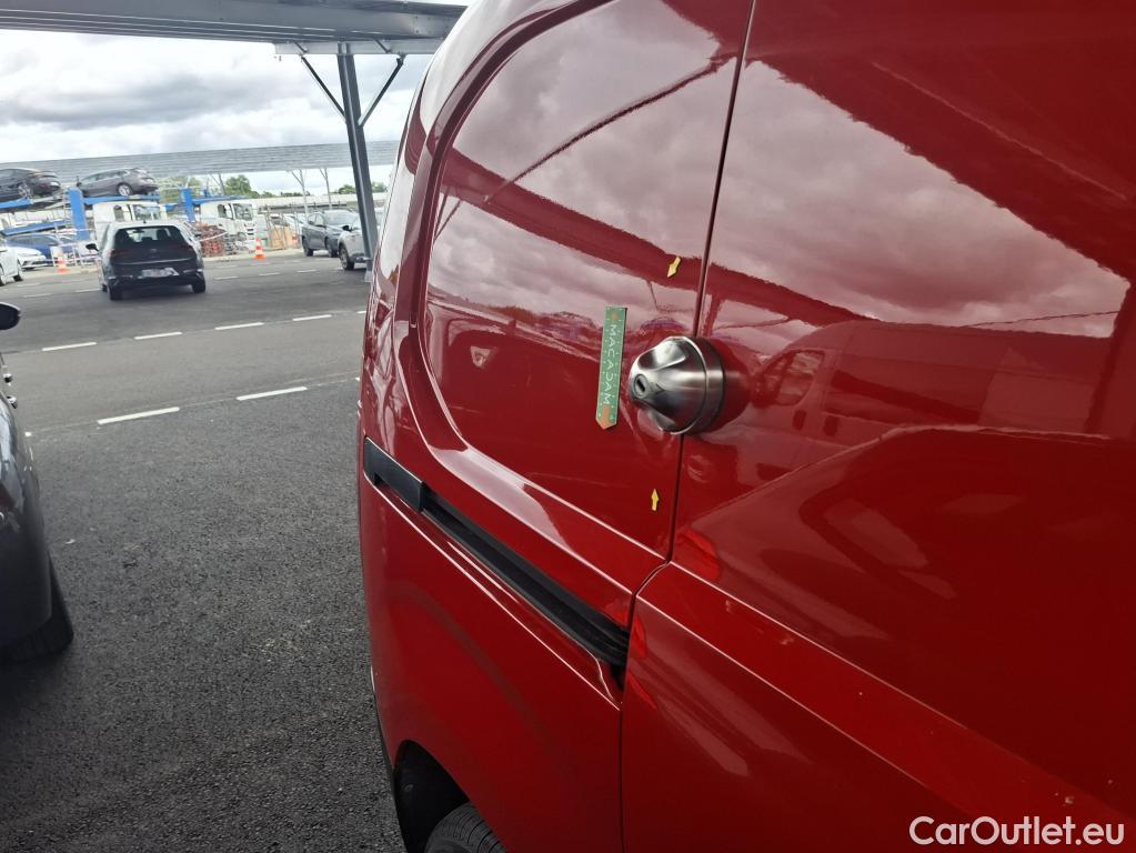  Citroen  Berlingo  Fourgon Driver M 650 1.2 PureTech 130CV BVA8 E6d #4