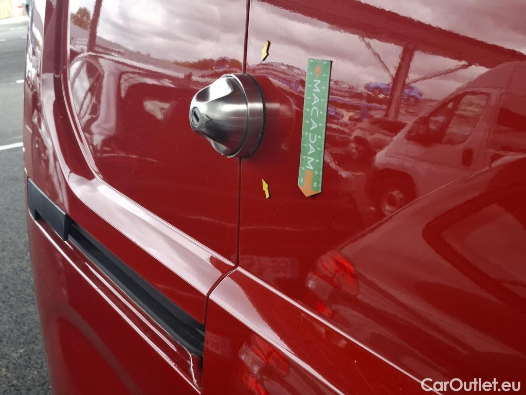  Citroen  Berlingo  Fourgon Driver M 650 1.2 PureTech 130CV BVA8 E6d #9