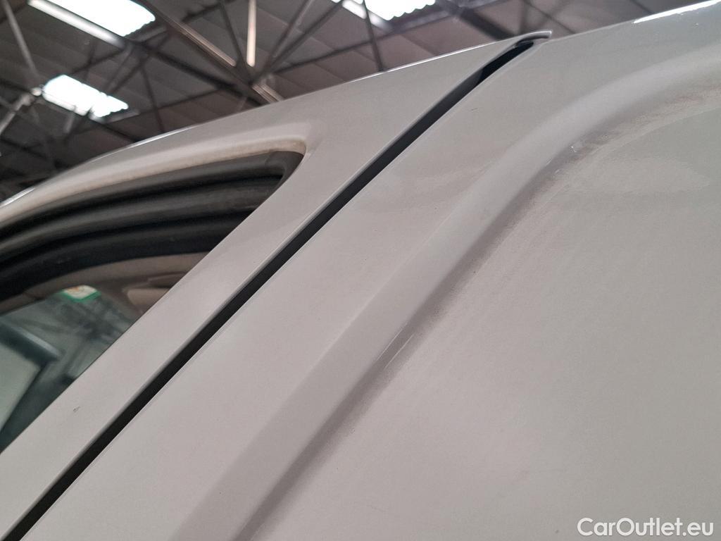  Citroen  Berlingo CITROEN  Van / 2018 / 4P / Fourgonnette XL 950kg BlueHDi 100 S&S BVM Driver #30
