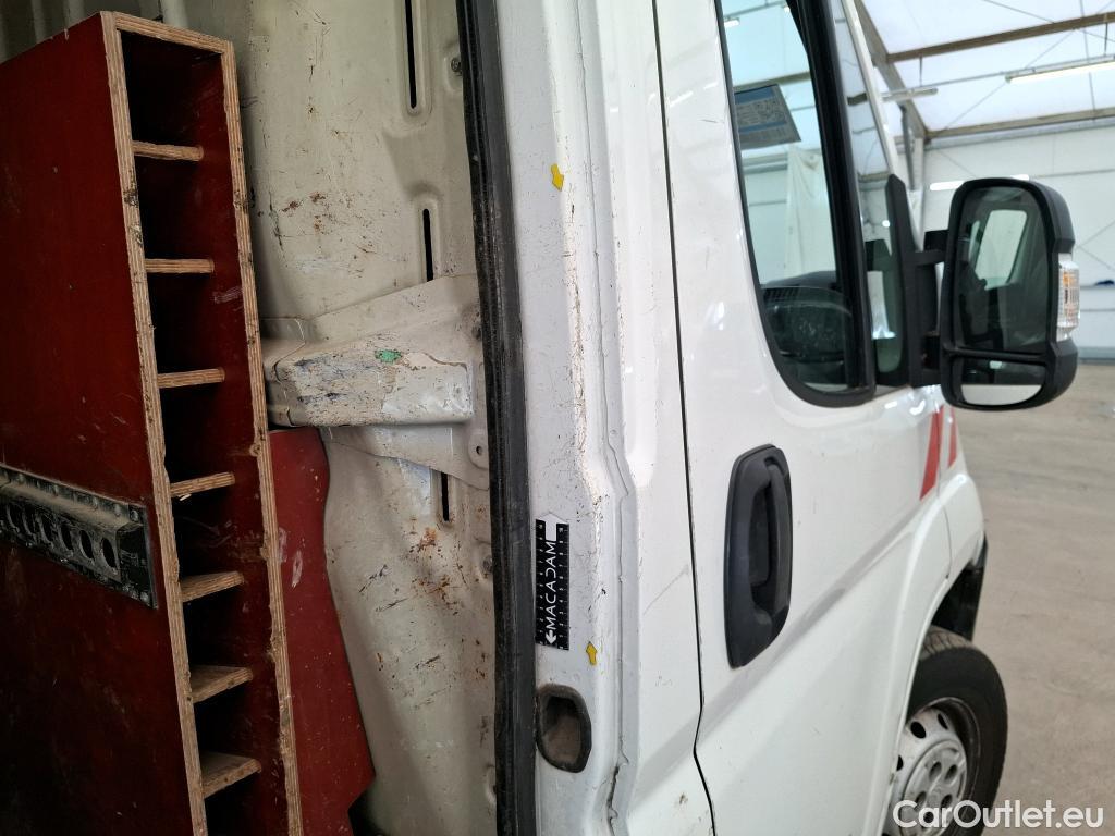  Citroen  Jumper CITROEN  VU 4p Fourgon 33 L2H2 BlueHDi 130 S&S BVM6 Business #110