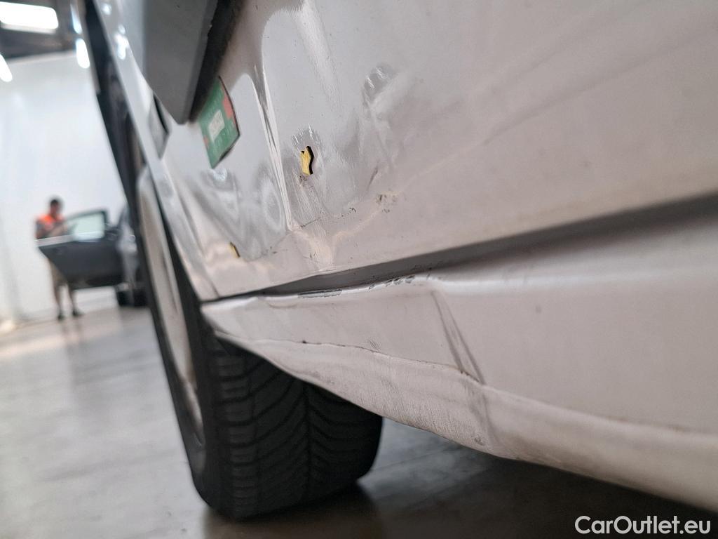  Citroen  Berlingo CITROEN  Van / 2018 / 4P / Fourgonnette XL 950kg BlueHDi 100 S&S BVM Driver #27