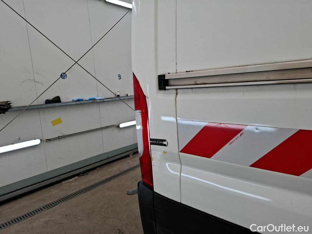  Citroen  Jumper CITROEN  VU 4p Fourgon 33 L2H2 BlueHDi 130 S&S BVM6 Business #55