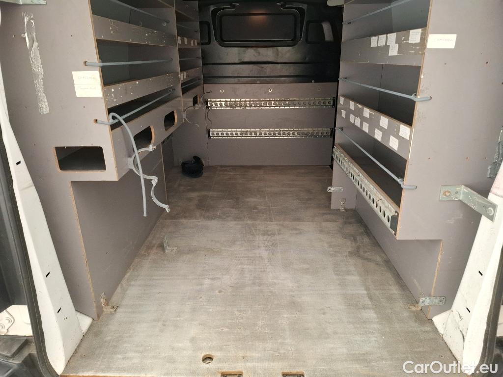  Citroen  Jumpy CITROEN  / 2016 / 4P / Fourgon tôlé M BlueHDi 100 S&S BVM6 Club #32
