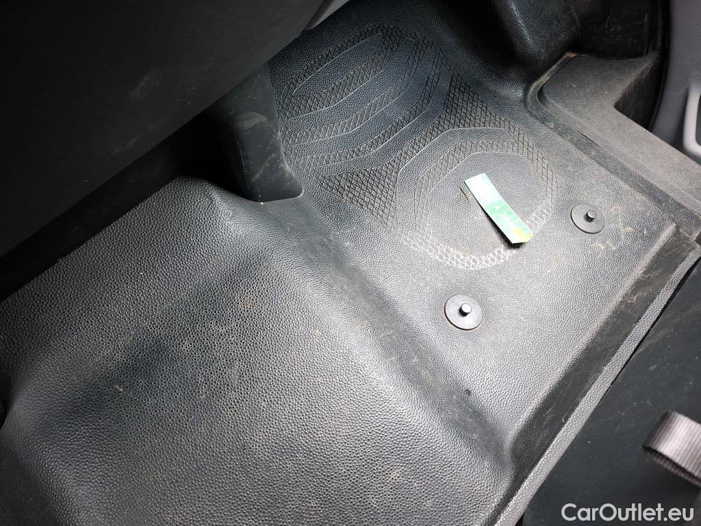  Ford  Transit  Fourgon 310 L3 Trend 2.0 TDCi 105CV BVM6 E6 #44