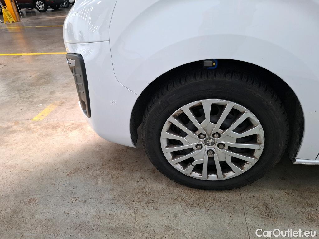  Peugeot  Expert  Fourgon Cabine Approfondie Fixe Premium Standard 2.0 HDi 145CV BVM6 E6d #22
