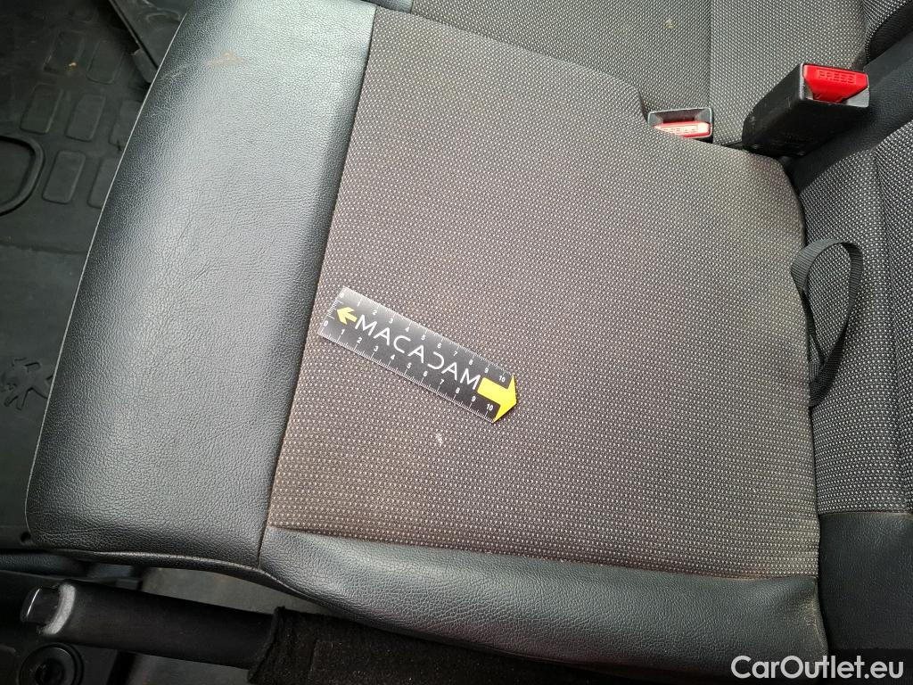  Peugeot  Expert  Fourgon Premium L3 2.0 HDi 120CV BVM6 E6dT #36