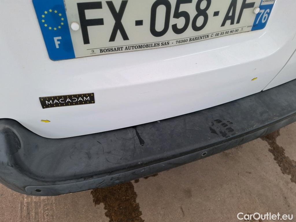  Peugeot  Expert PEUGEOT  / 2016 / 4P / Fourgon tôlé BLUEHDI 100 STANDARD PREMIUM #16
