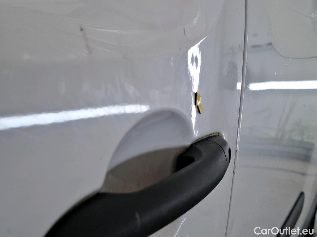  Renault  EXPRESS RENAULT Kangoo  / 2013 / 4P / Fourgonnette Gd Volume ExtraRLink - Blue dCi 95 #13