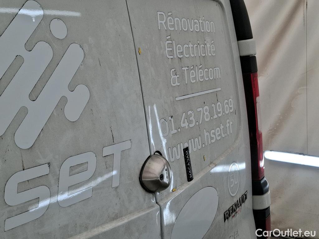  Renault  Trafic RENAULT  / 2019 / 4P / Fourgon tole FG GCF L1H1 1000 Energy dCi 145 EDC #59