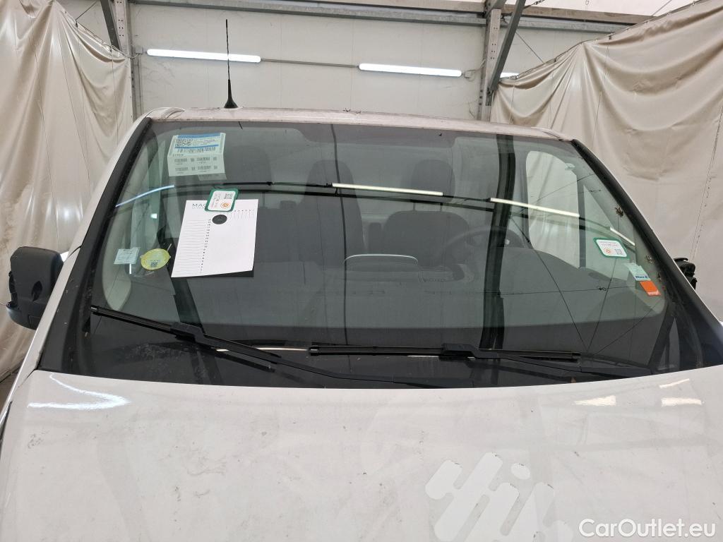  Renault  Trafic RENAULT  / 2019 / 4P / Fourgon tole FG GCF L1H1 1000 Energy dCi 145 EDC #64