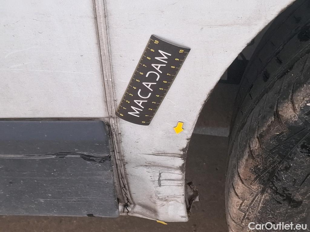  Renault  Trafic RENAULT  / 2019 / 4P / Fourgon tole FG GCF L1H1 1000 Energy dCi 145 EDC #18