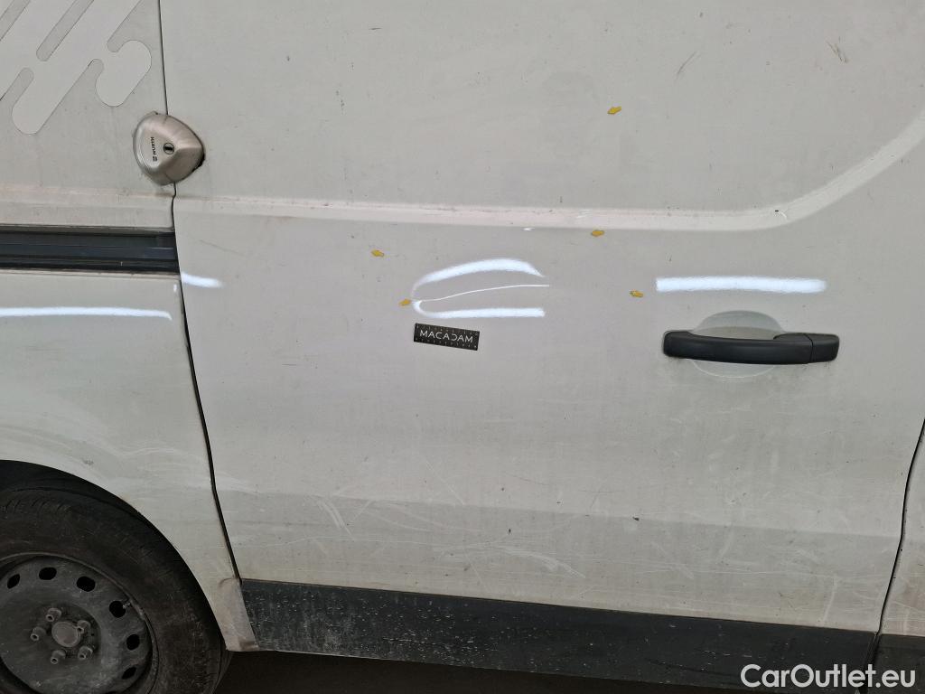  Renault  Trafic RENAULT  / 2019 / 4P / Fourgon tole FG GCF L1H1 1000 Energy dCi 145 EDC #52