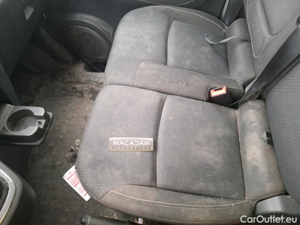  Renault  Trafic RENAULT  / 2019 / 4P / Fourgon tole FG GCF L1H1 1000 Energy dCi 145 EDC #134