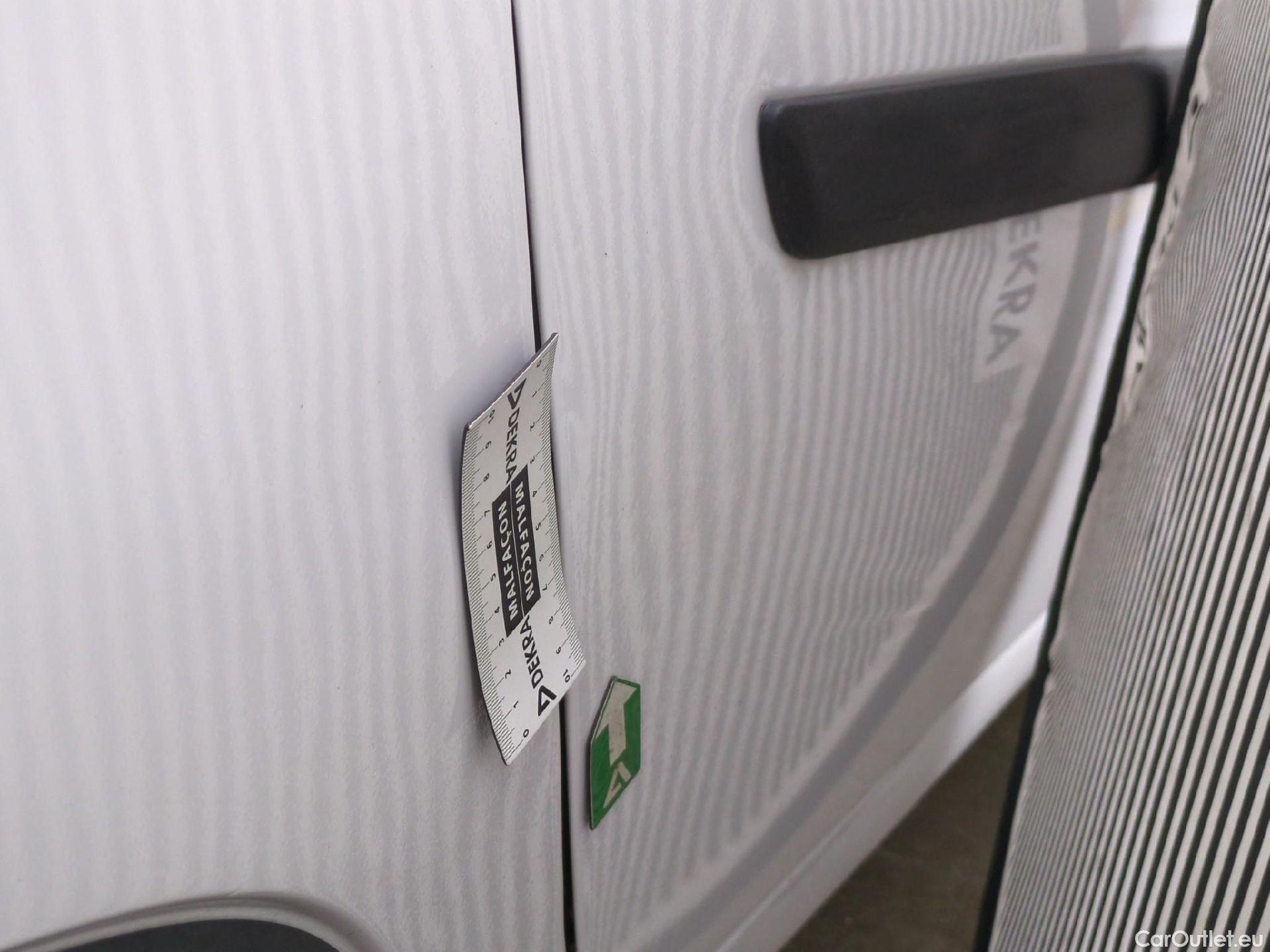  Renault  Kangoo  Express Maxi Extra (Série Spéciale) 1.5 #31