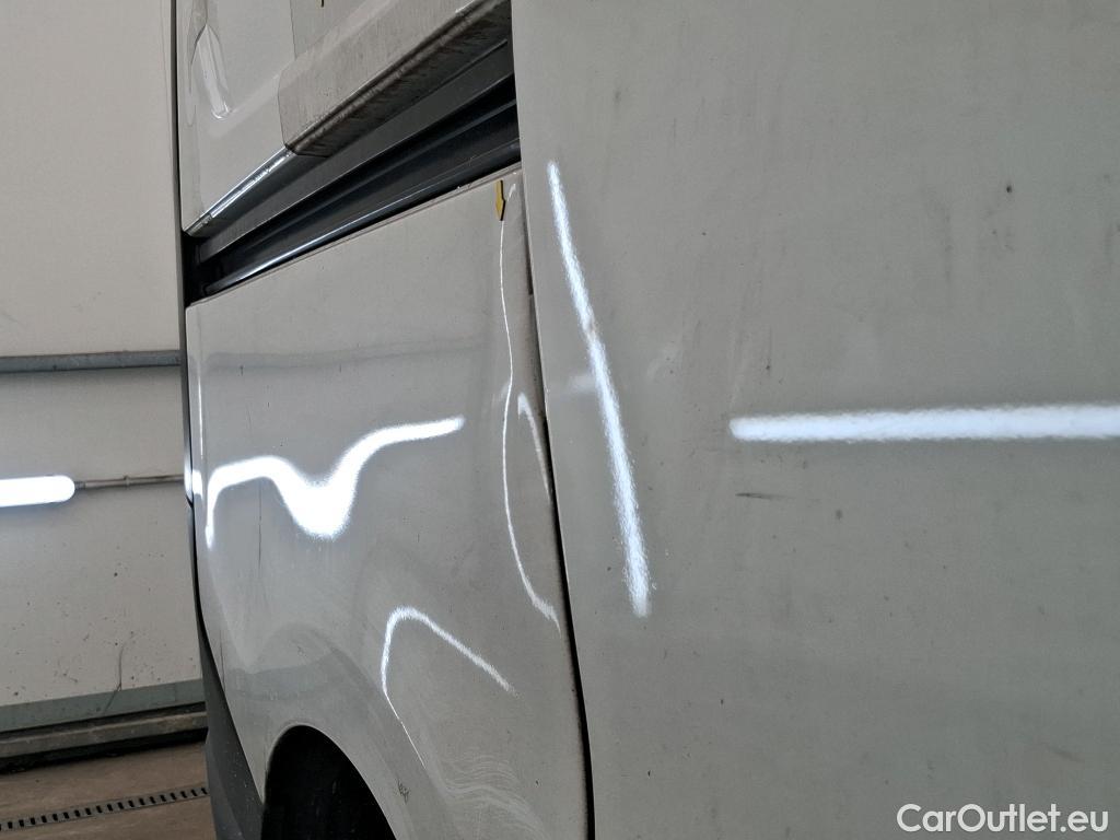  Renault  Trafic RENAULT  / 2019 / 4P / Fourgon tole FG GCF L1H1 1000 Energy dCi 145 EDC #8