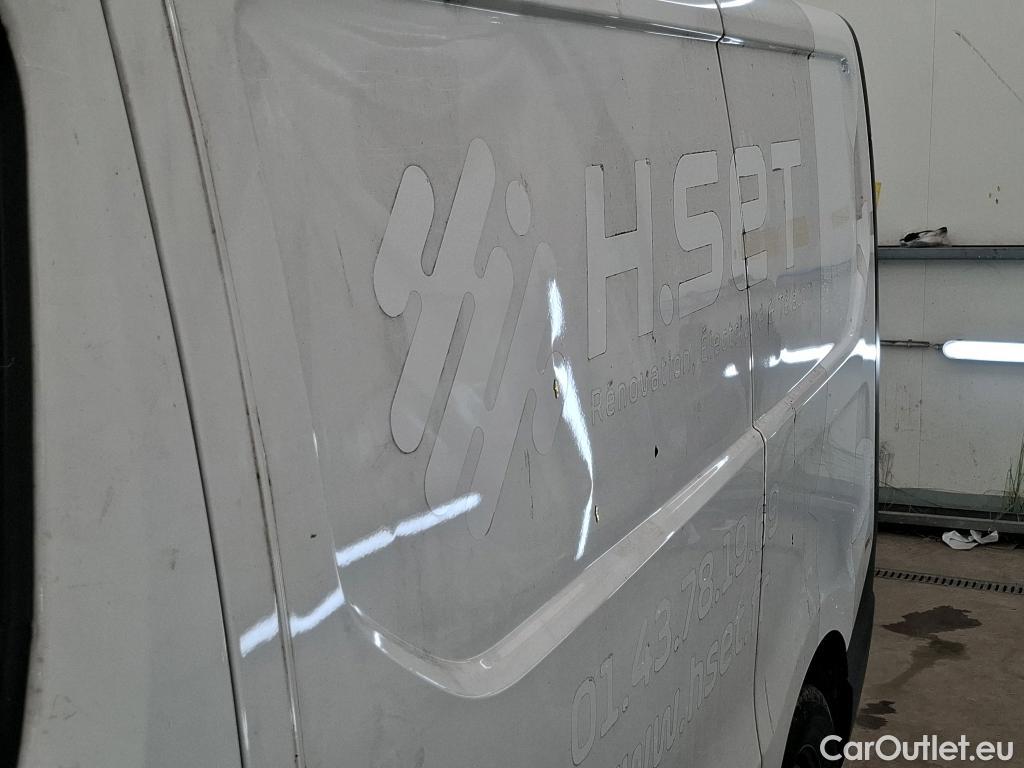  Renault  Trafic RENAULT  / 2019 / 4P / Fourgon tole FG GCF L1H1 1000 Energy dCi 145 EDC #46