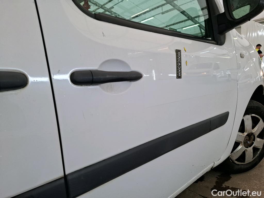  Renault  Kangoo  Express Extra (Série Spéciale) 1.5 dCi 75CV BVM5 E6 #51