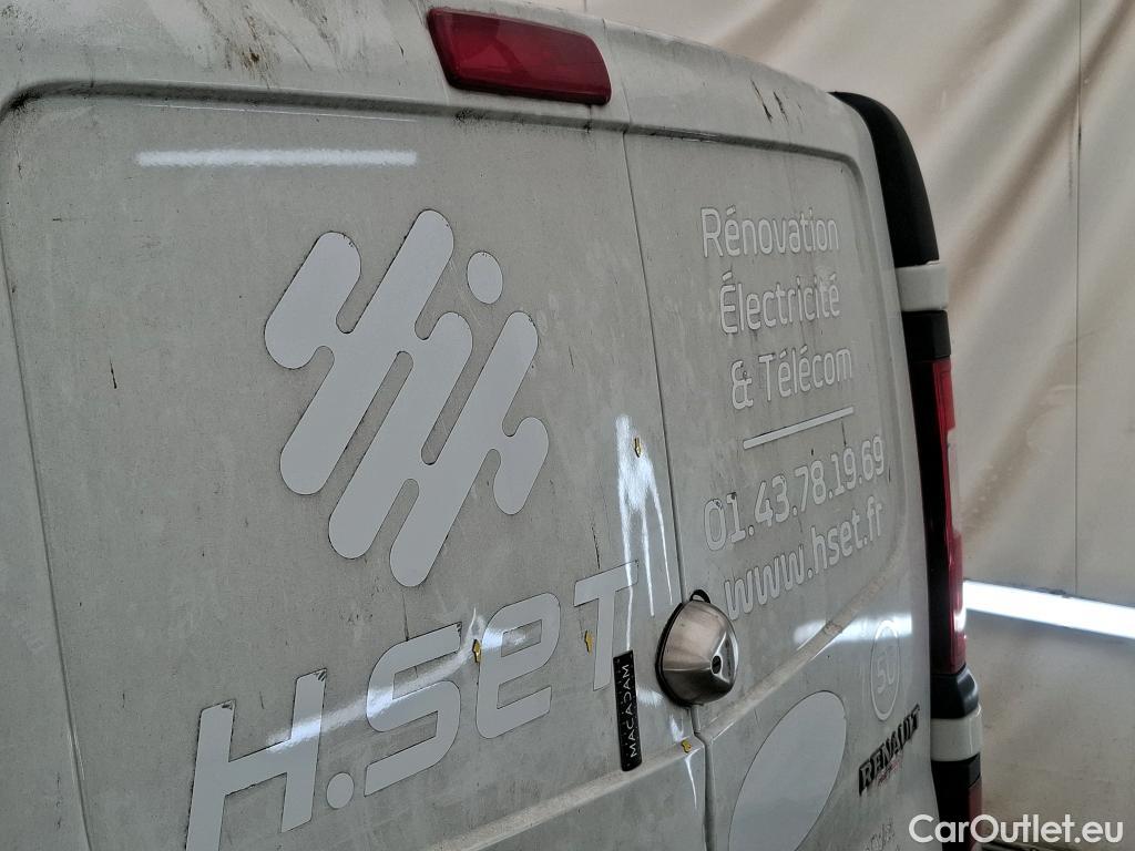  Renault  Trafic RENAULT  / 2019 / 4P / Fourgon tole FG GCF L1H1 1000 Energy dCi 145 EDC #37