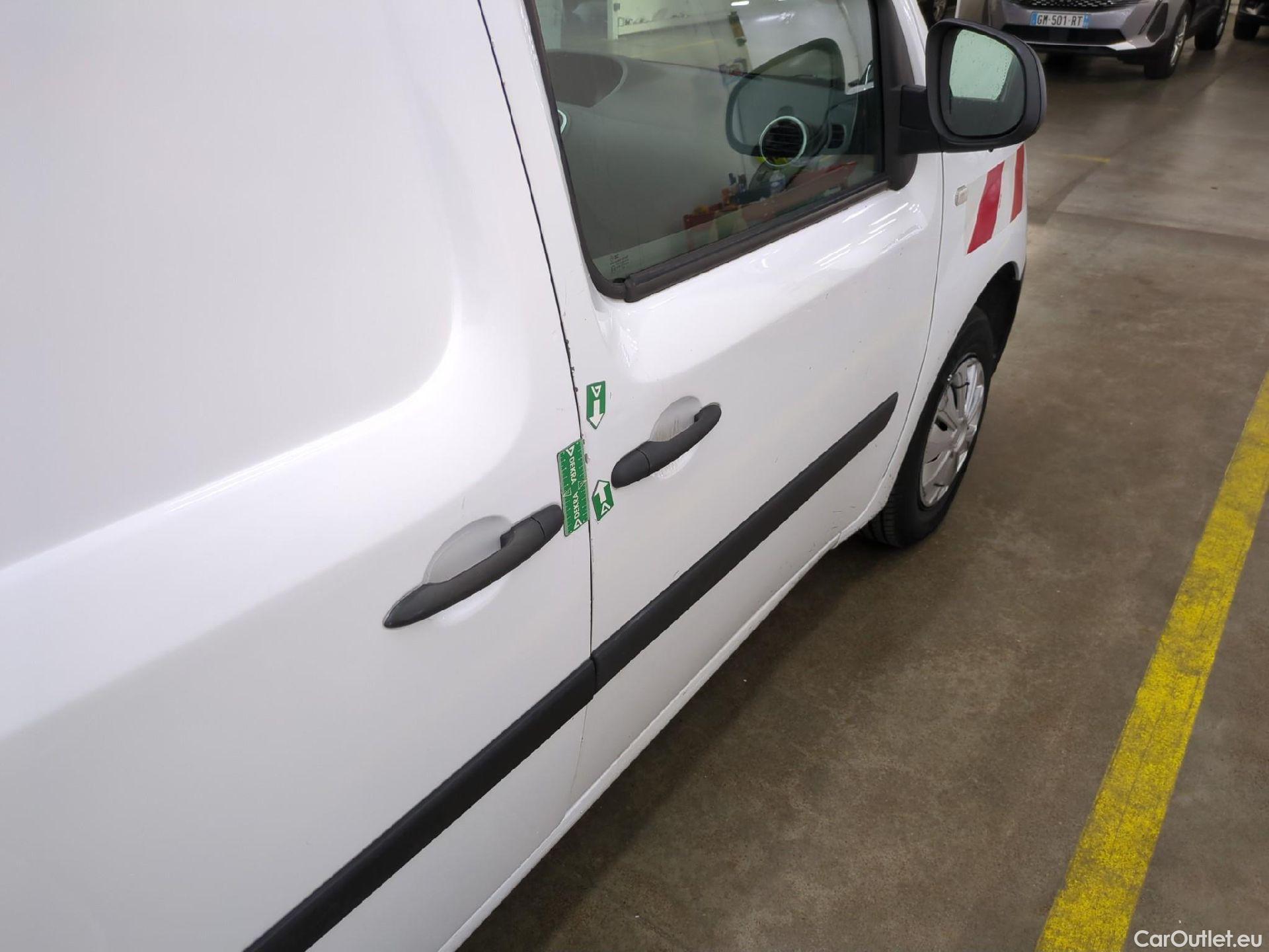  Renault  Kangoo  Express Maxi Extra (Série Spéciale) 1.5 #32