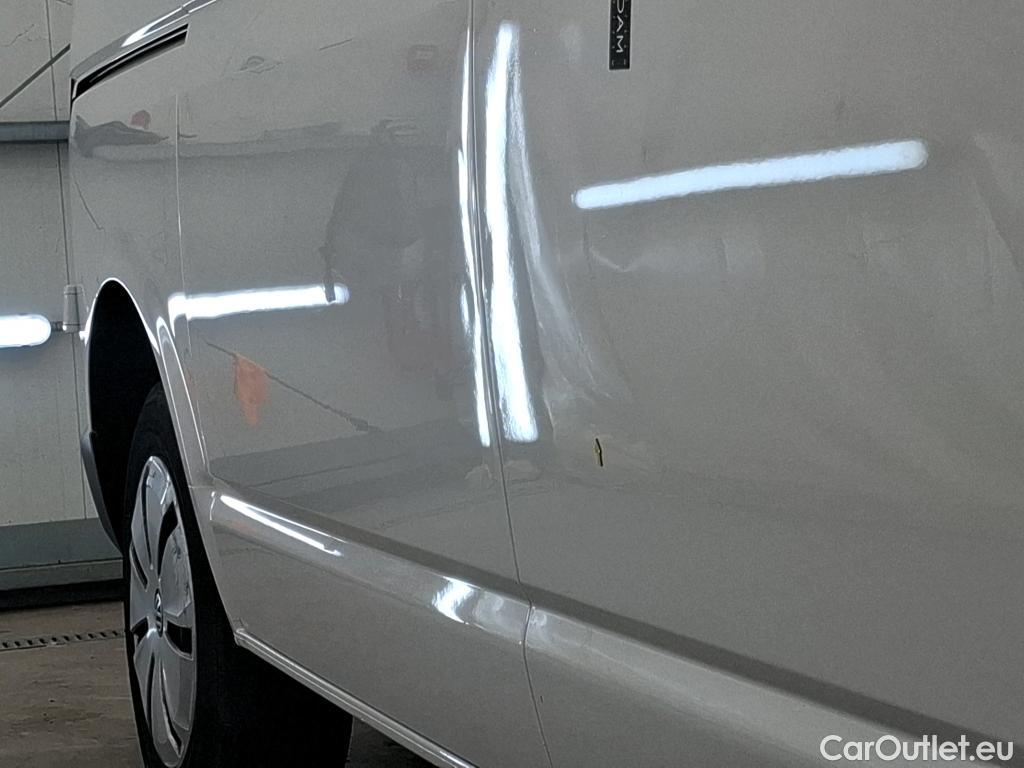  Volkswagen  Transporter VOLKSWAGEN  / 2019 / 4P / Fourgon tôlé 2.0 TDi 110 L1H1 Business #60