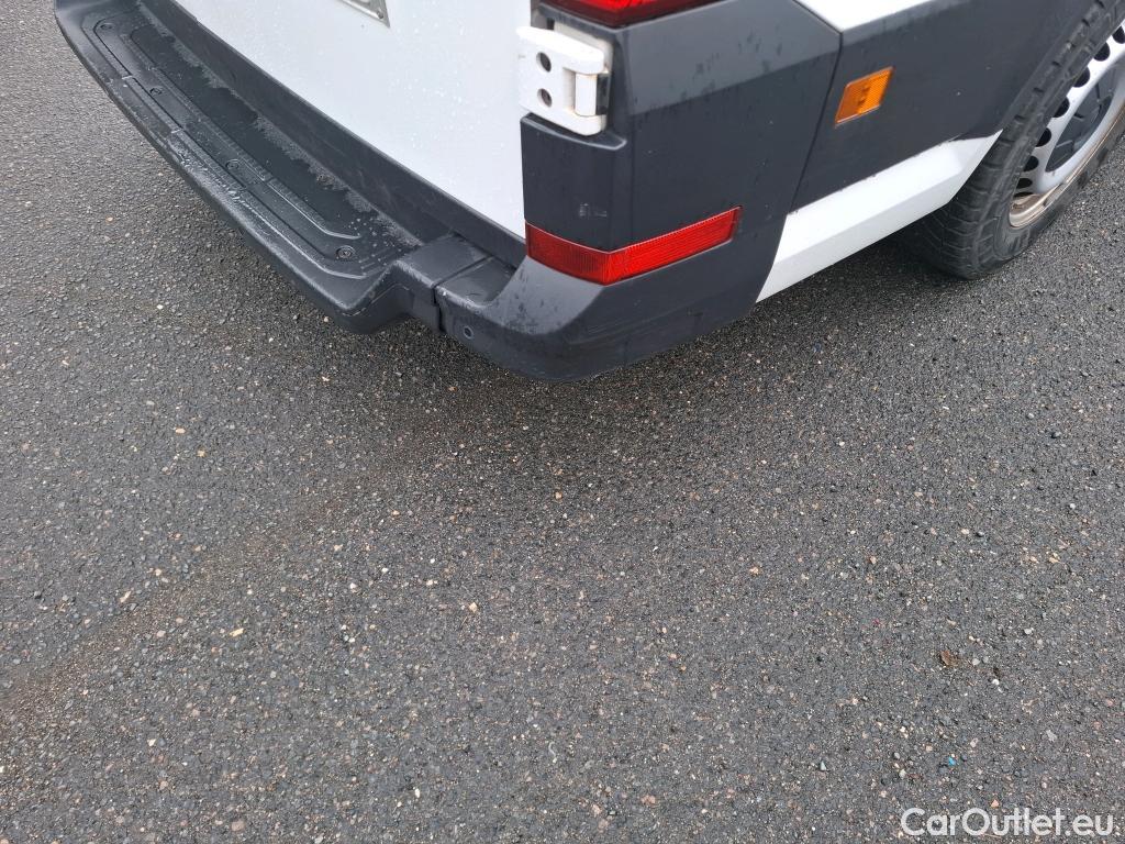  Volkswagen  Crafter  Fourgon Fourgon 35 mittlerer Radstand mit Hochdach FWD 2.0 140CV BVM6 #36