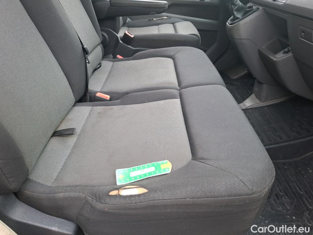  Volkswagen  Crafter  Fourgon Fourgon 35 mittlerer Radstand mit Hochdach FWD 2.0 140CV BVM6 #13