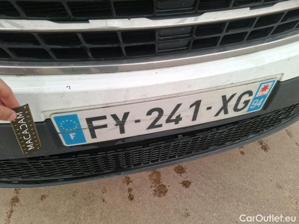  Renault  Trafic RENAULT  / 2019 / 4P / Fourgon tole FG GCF L1H1 1000 Energy dCi 145 EDC #131