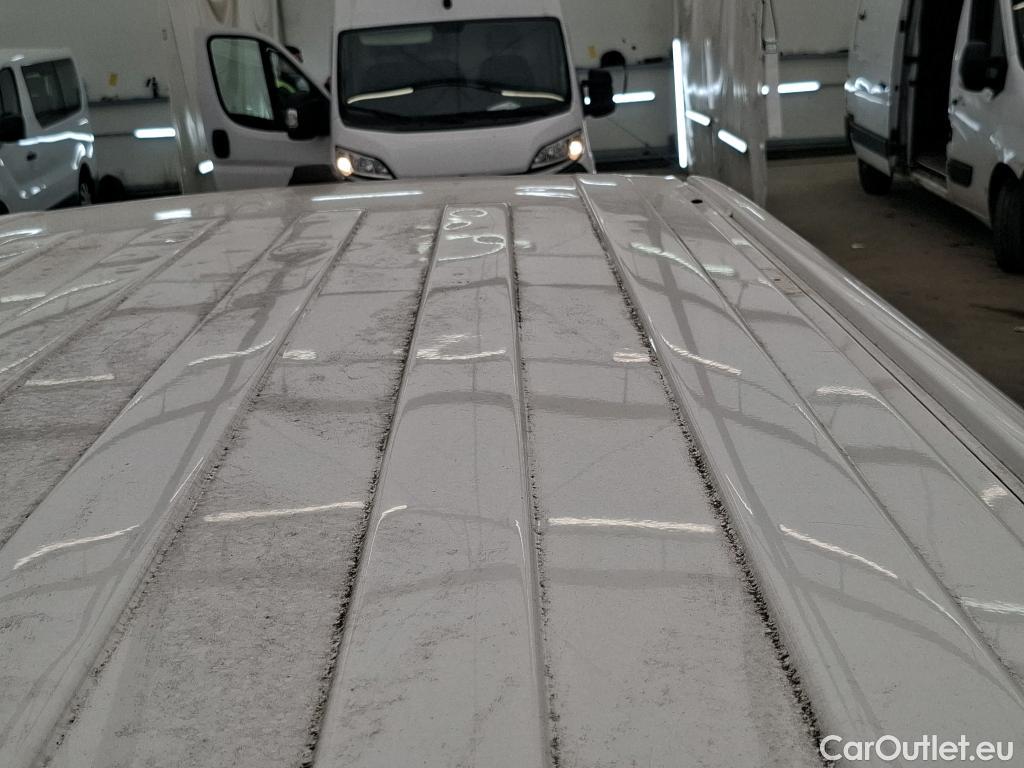  Volkswagen  Transporter VOLKSWAGEN  / 2019 / 4P / Fourgon tôlé 2.0 TDi 110 L1H1 Business #8