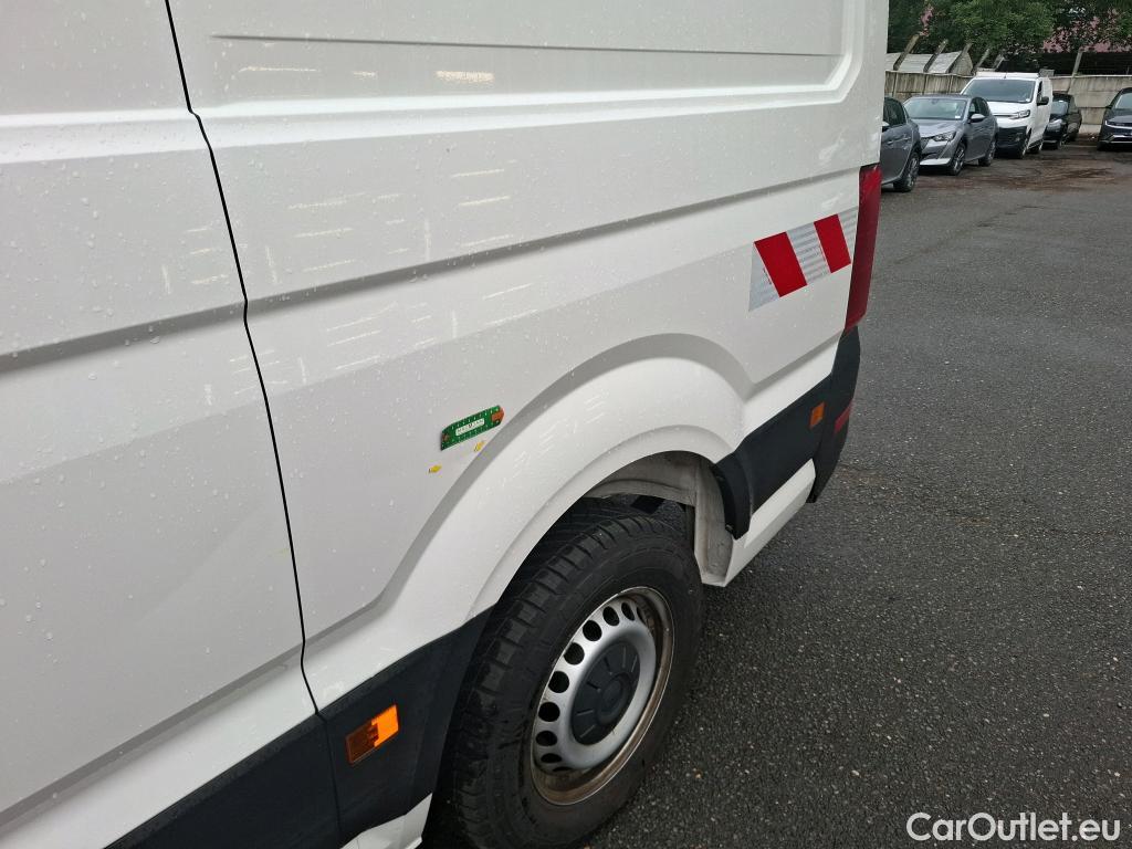  Volkswagen  Crafter  Fourgon Fourgon 35 mittlerer Radstand mit Hochdach FWD 2.0 140CV BVM6 #34