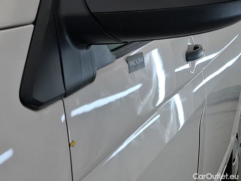  Volkswagen  Transporter VOLKSWAGEN  / 2019 / 4P / Fourgon tôlé 2.0 TDi 110 L1H1 Business #47