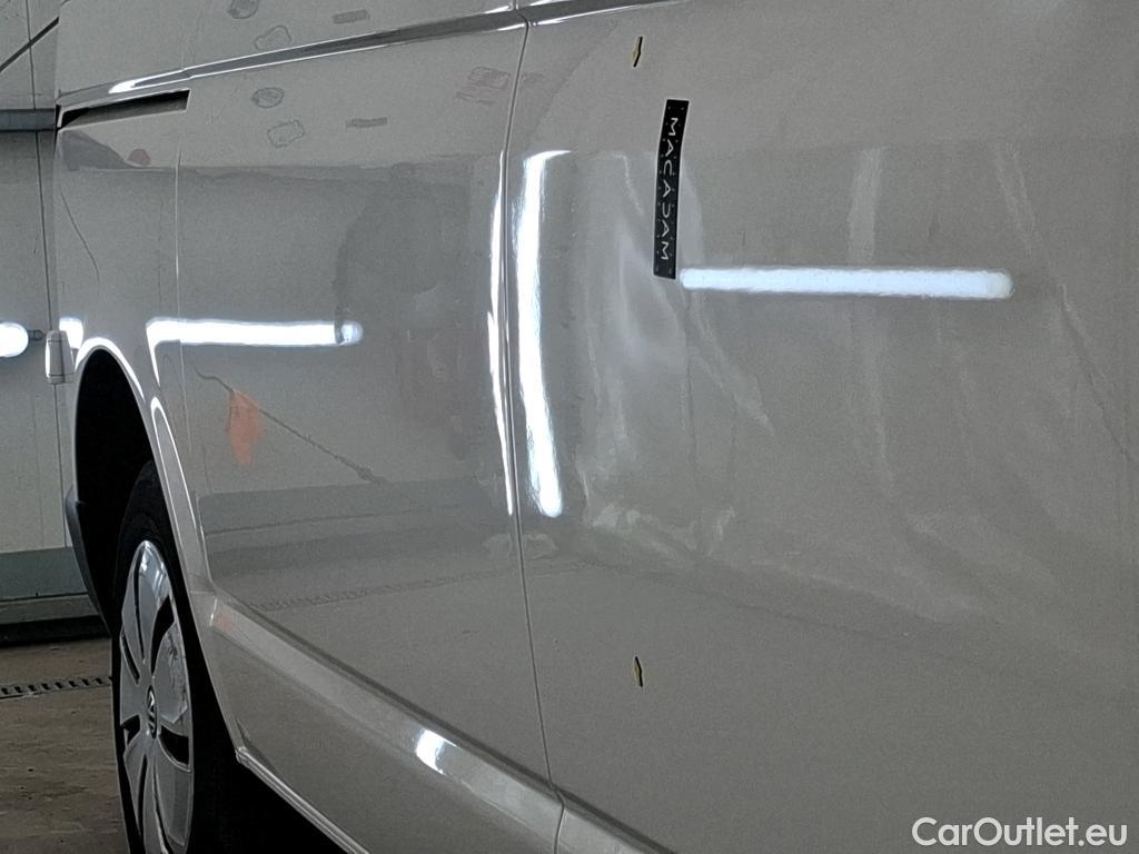  Volkswagen  Transporter VOLKSWAGEN  / 2019 / 4P / Fourgon tôlé 2.0 TDi 110 L1H1 Business #58