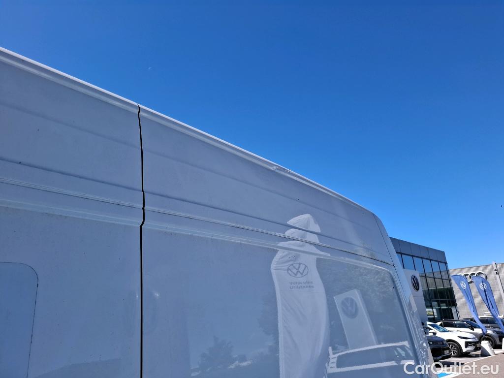  Volkswagen  Crafter  Fourgon Fourgon 35 mittellang mit Hochdach 4Motion 2.0 #1