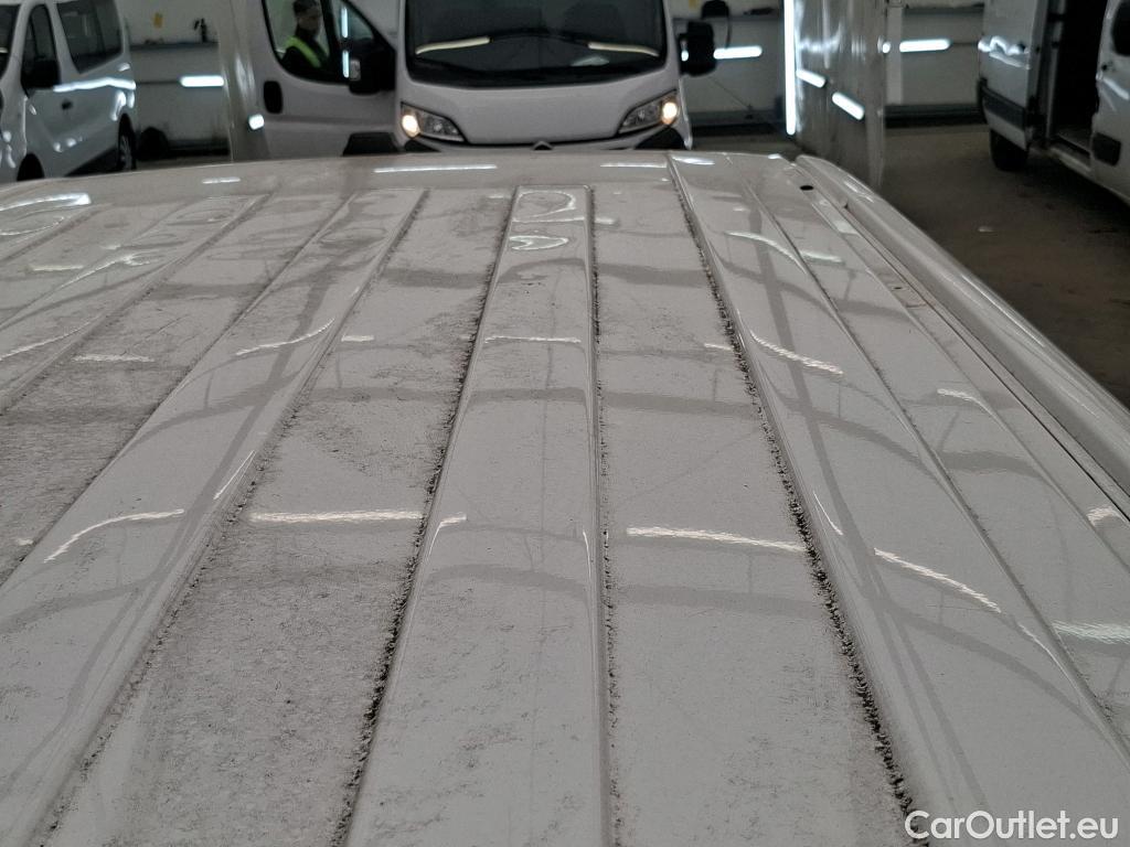  Volkswagen  Transporter VOLKSWAGEN  / 2019 / 4P / Fourgon tôlé 2.0 TDi 110 L1H1 Business #9