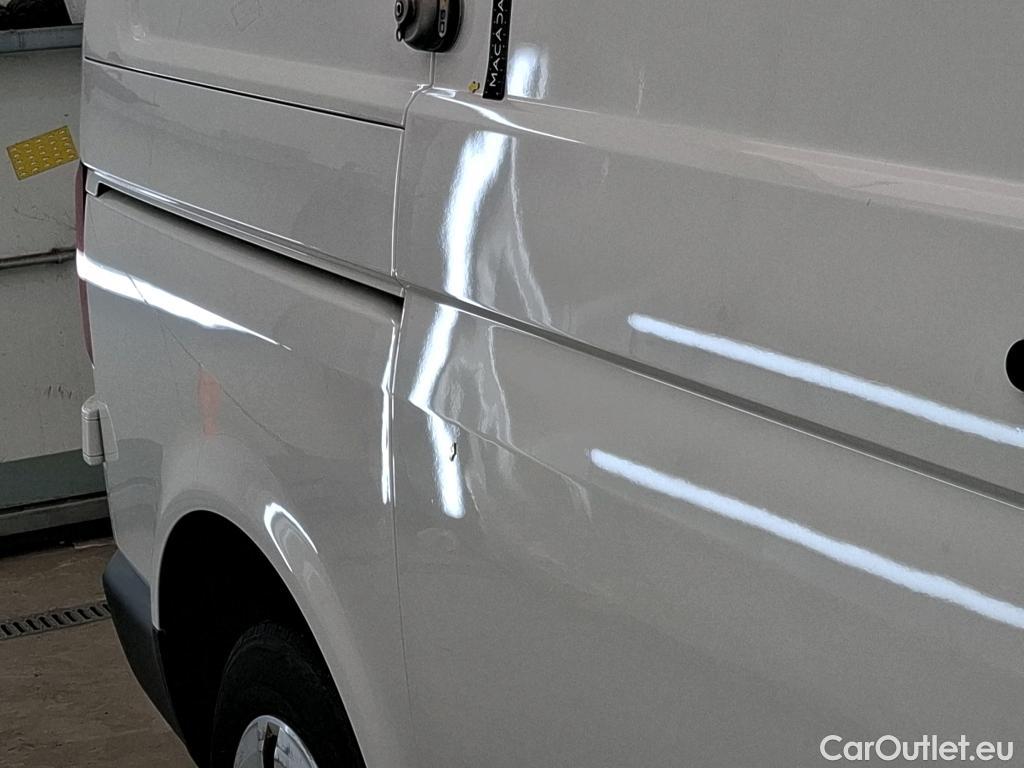  Volkswagen  Transporter VOLKSWAGEN  / 2019 / 4P / Fourgon tôlé 2.0 TDi 110 L1H1 Business #30