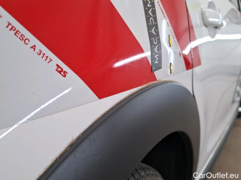  Citroen  C3  Société Feel 1.5 BlueHDI 100CV BVM5 E6dT #3